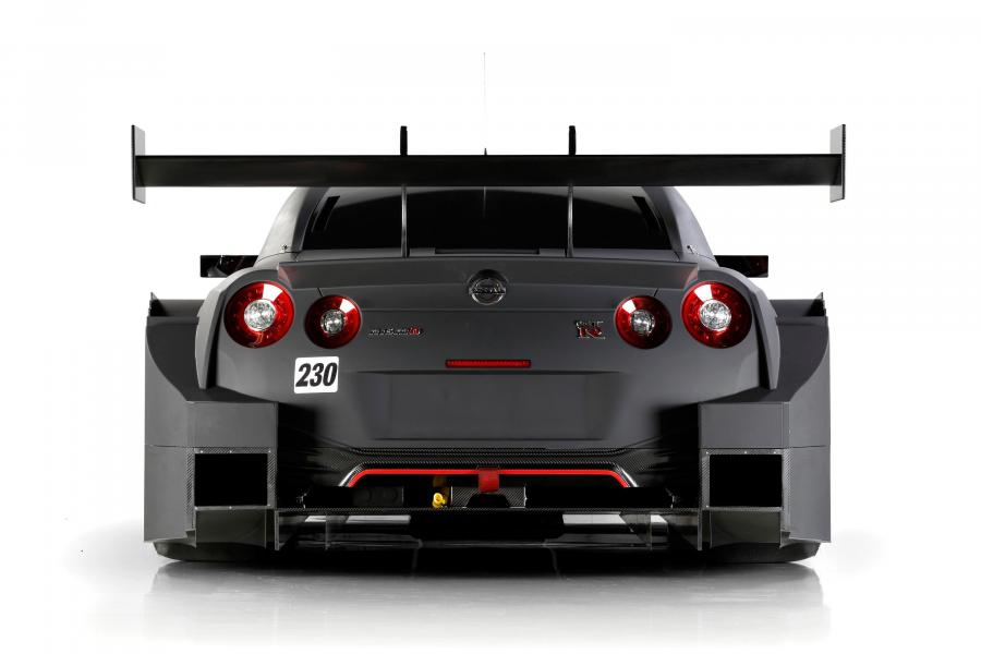  Nissan GT-R GT500 by Nismo (R35) 2017 года  (фото 2 из 6)